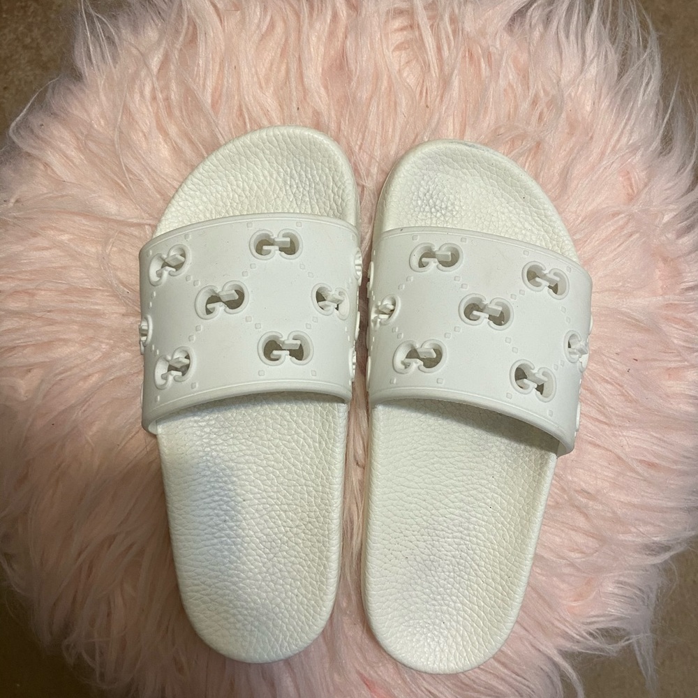 GG Rubber Slides